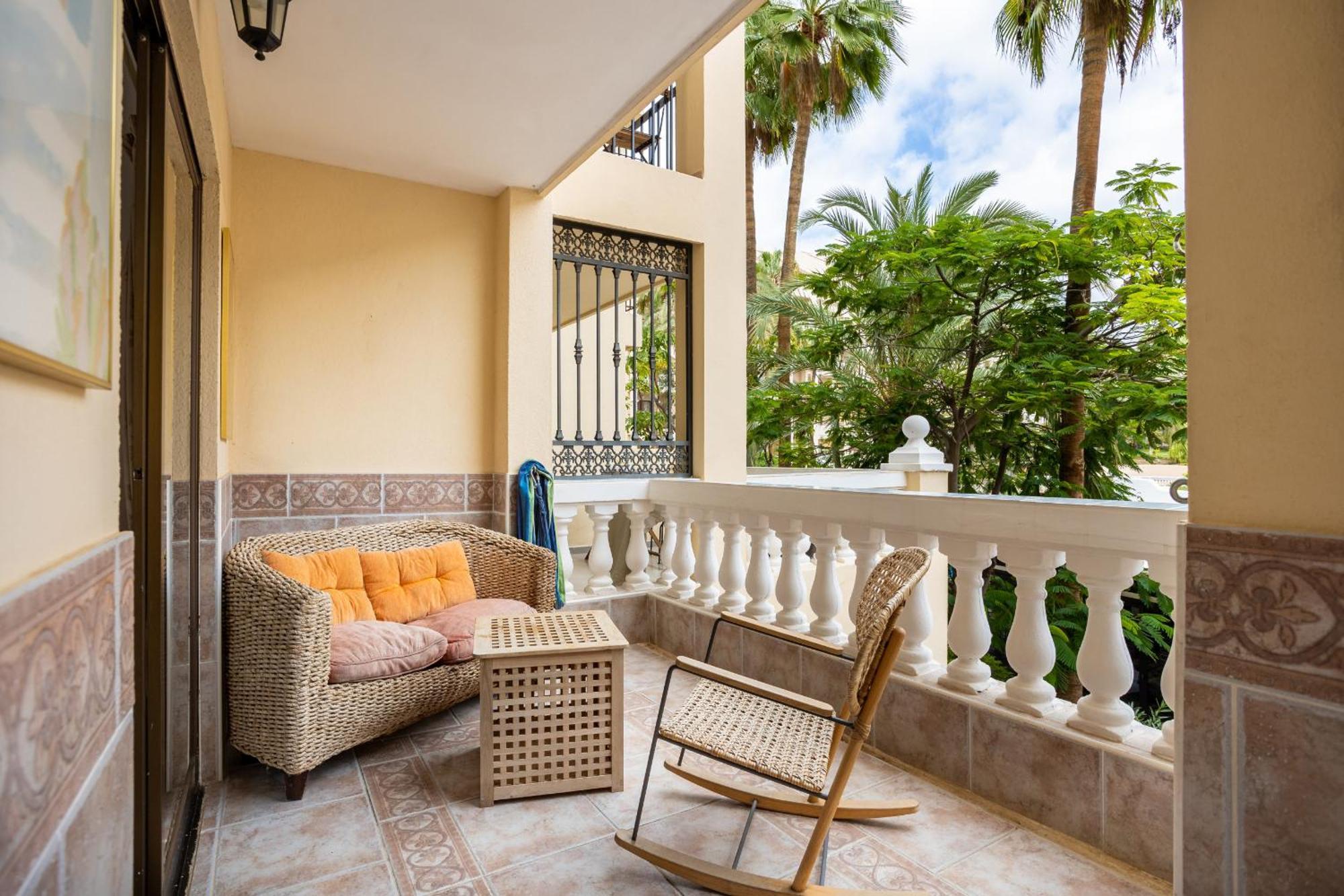 Castle Harbour Melanie'S Apartment By Lovetenerife 洛斯克里斯蒂亚诺斯 外观 照片