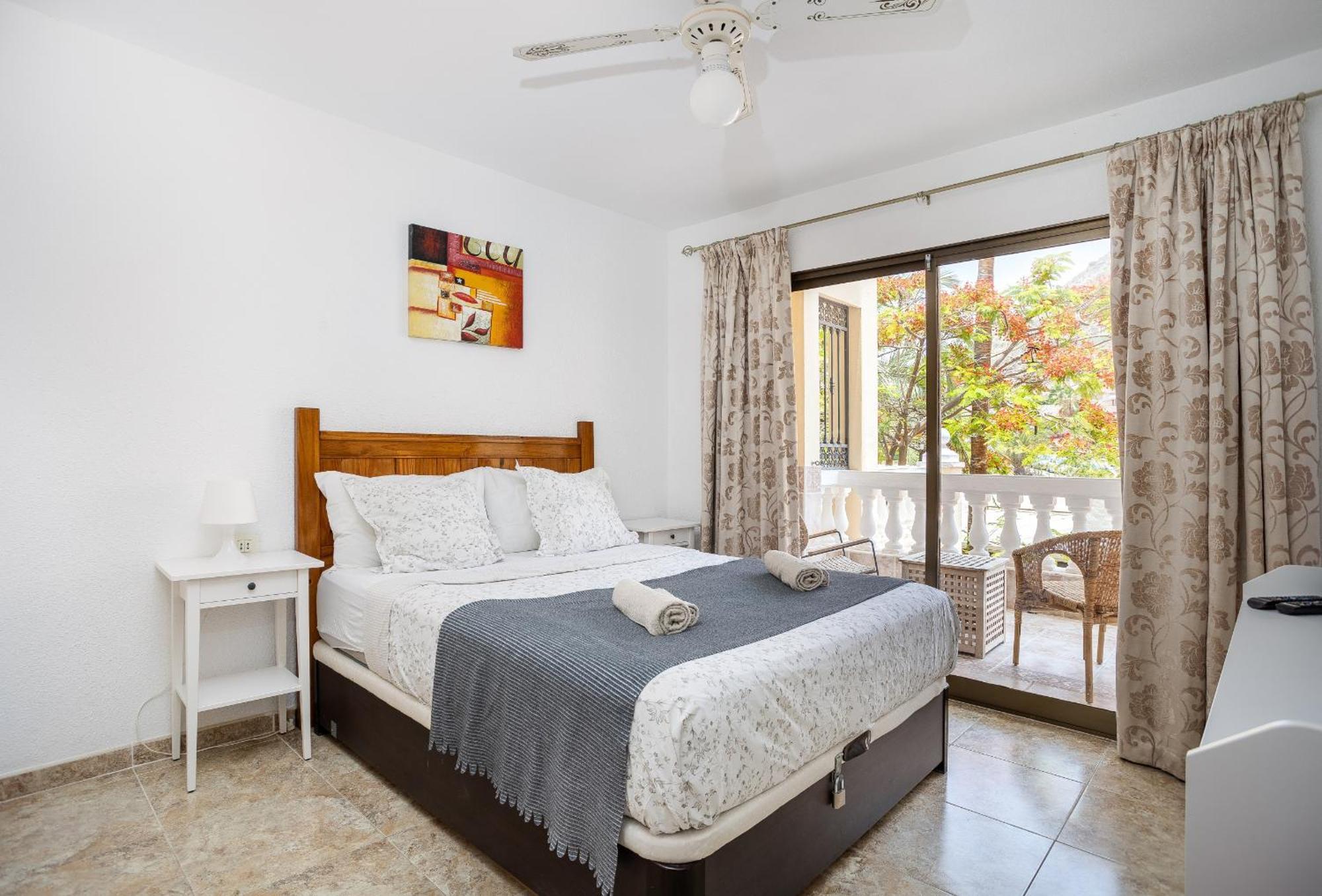 Castle Harbour Melanie'S Apartment By Lovetenerife 洛斯克里斯蒂亚诺斯 外观 照片