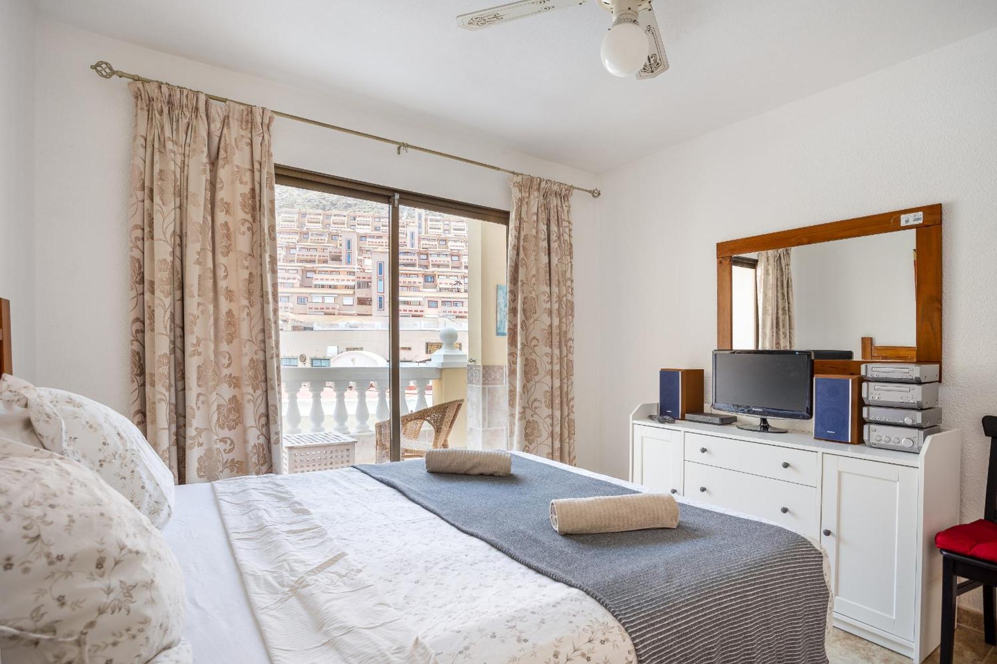 Castle Harbour Melanie'S Apartment By Lovetenerife 洛斯克里斯蒂亚诺斯 外观 照片