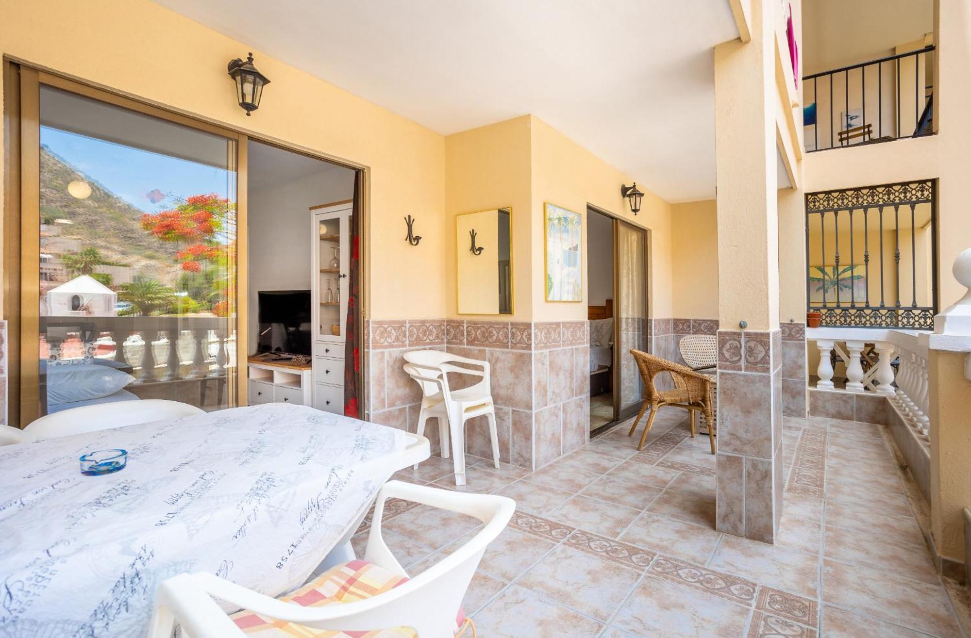 Castle Harbour Melanie'S Apartment By Lovetenerife 洛斯克里斯蒂亚诺斯 外观 照片