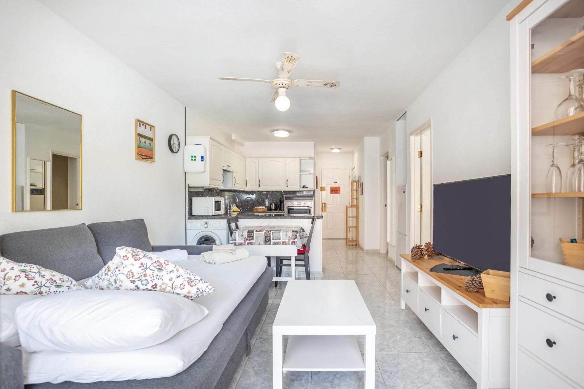 Castle Harbour Melanie'S Apartment By Lovetenerife 洛斯克里斯蒂亚诺斯 外观 照片